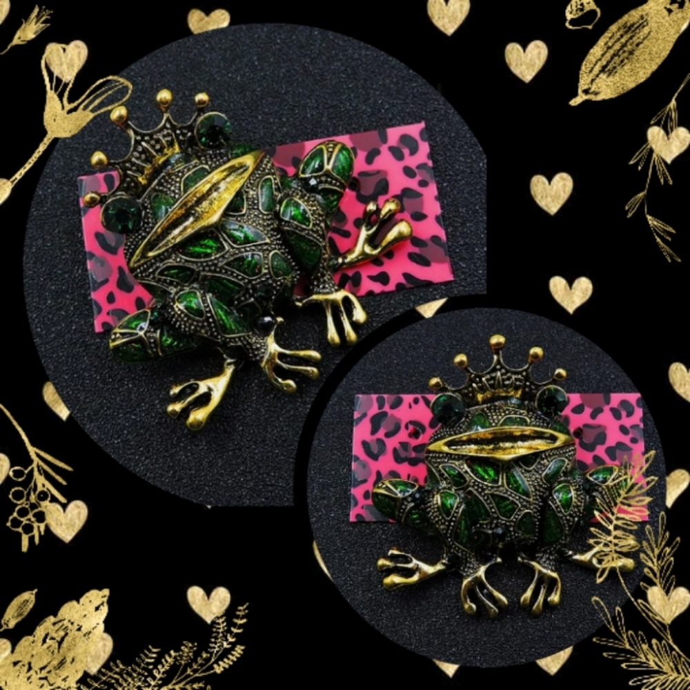 Betsey Johnson Frog Brooch